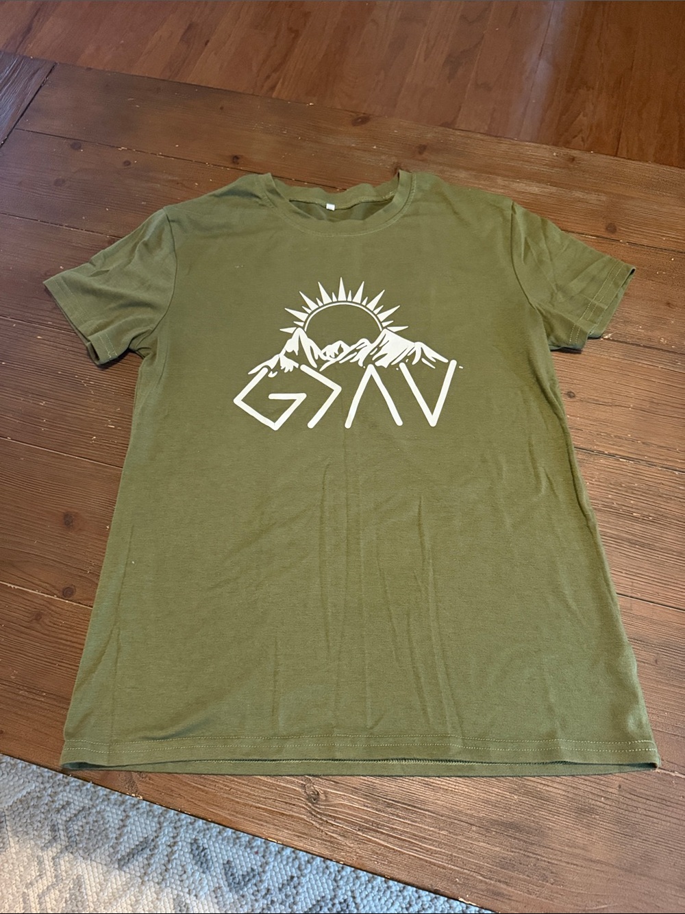 Womens tshirt sz medium